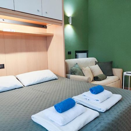 Nel Centro Di Desenzano Apartment Desenzano del Garda Ngoại thất bức ảnh