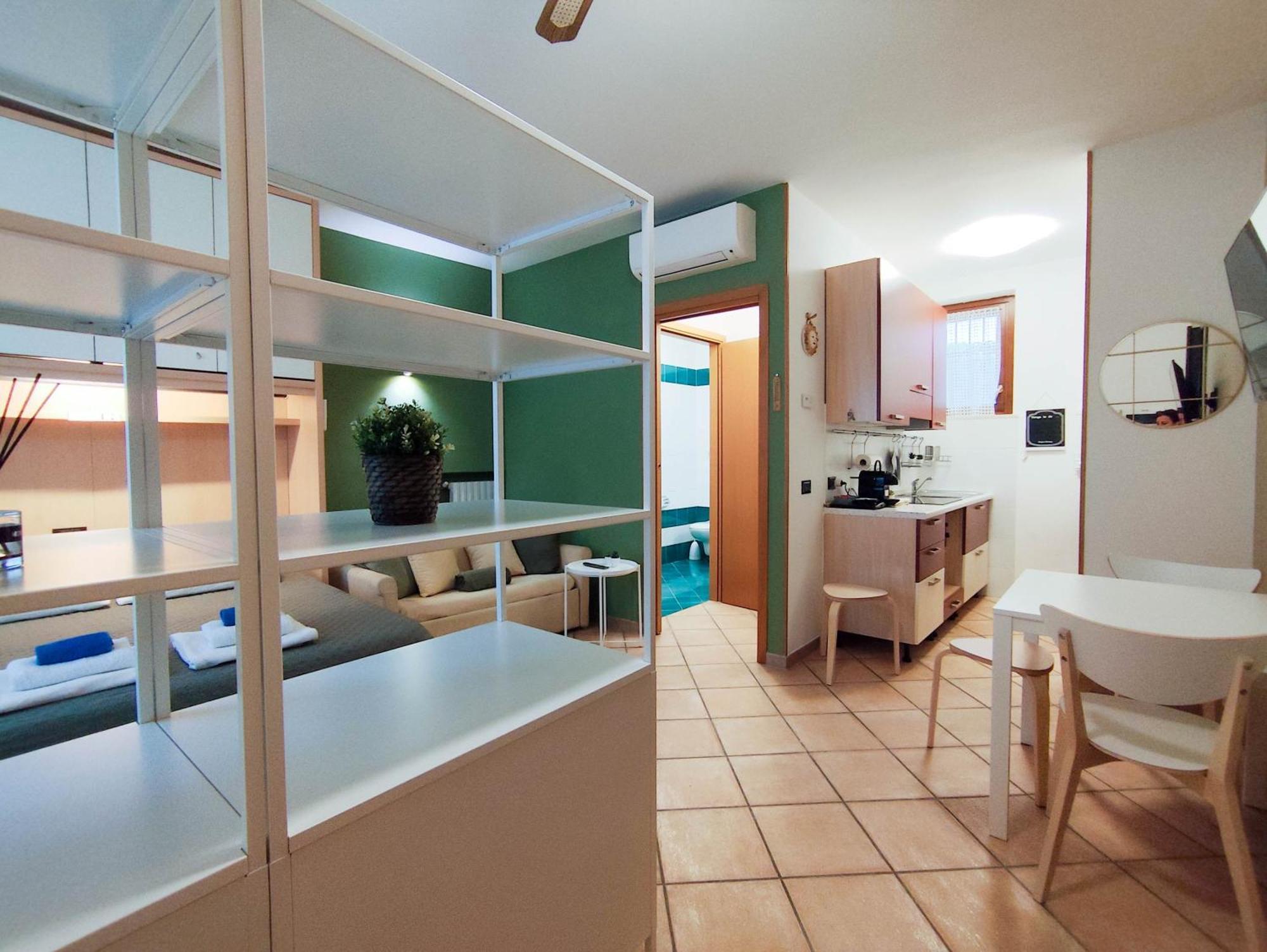 Nel Centro Di Desenzano Apartment Desenzano del Garda Ngoại thất bức ảnh